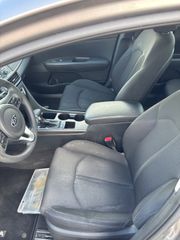 2016 Kia Optima LX - Interior Front Seat Image